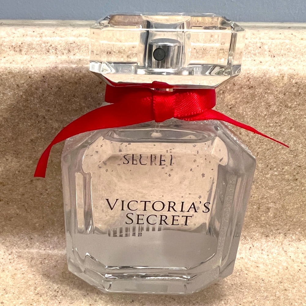 WINTER bombshell. Rare!!